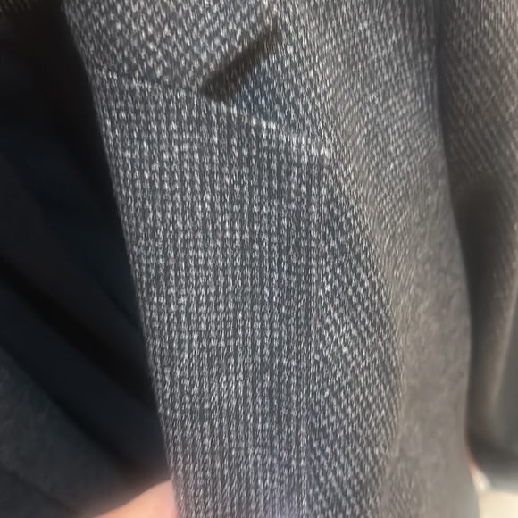 Brown small square blazer great for chilly days - Picture 3 of 5